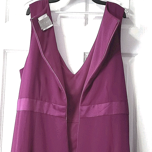 Plum colored Formal Gown - Picture 4 of 6